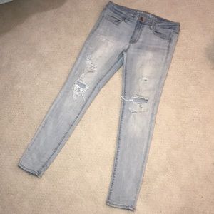 American Eagle Light Washed Jeggings with Rips